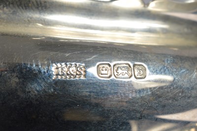 Lot 178 - A collection of silver items