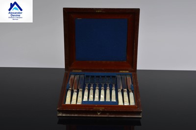 Lot 182 - A part set of desert of knives and forks