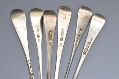 Lot 184 - A set of six Georgian harlequined silver desert forks