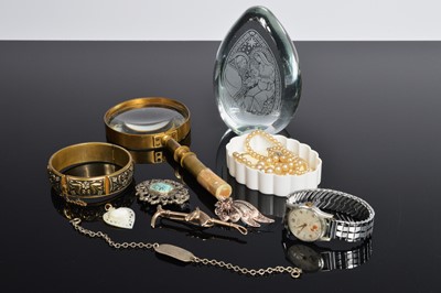 Lot 216 - A silver turquoise dress ring