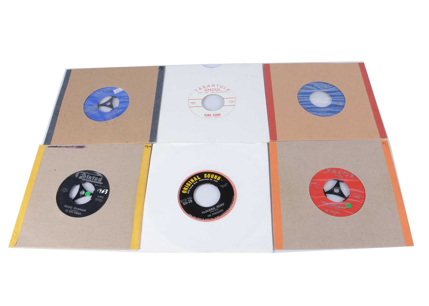 Lot 72 - Surf / Garage 7" Singles
