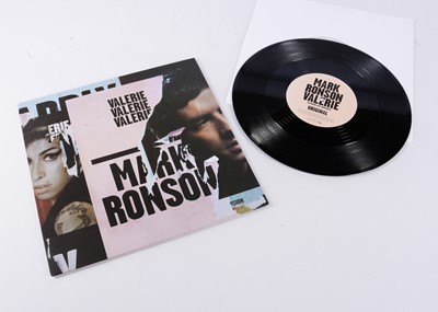 Lot 138 - Amy Winehouse / Mark Ronson 10" Single