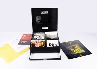 Lot 323 - The Beatles CD Box Set