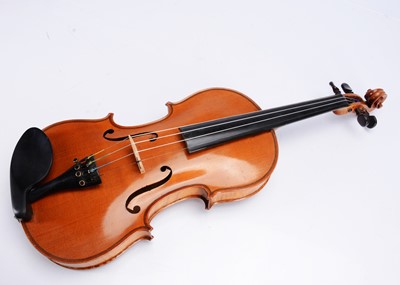 Lot 474 - Violin