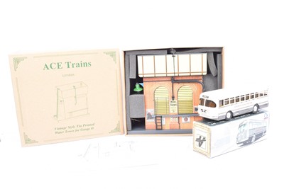 Lot 2 - ACE Trains 0 Gauge Water Tower