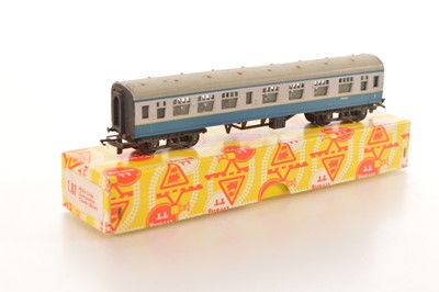 Lot 14 - Uncommon Tri-ang TT Gauge T87 BR blue/grey Main Line Composite Coach