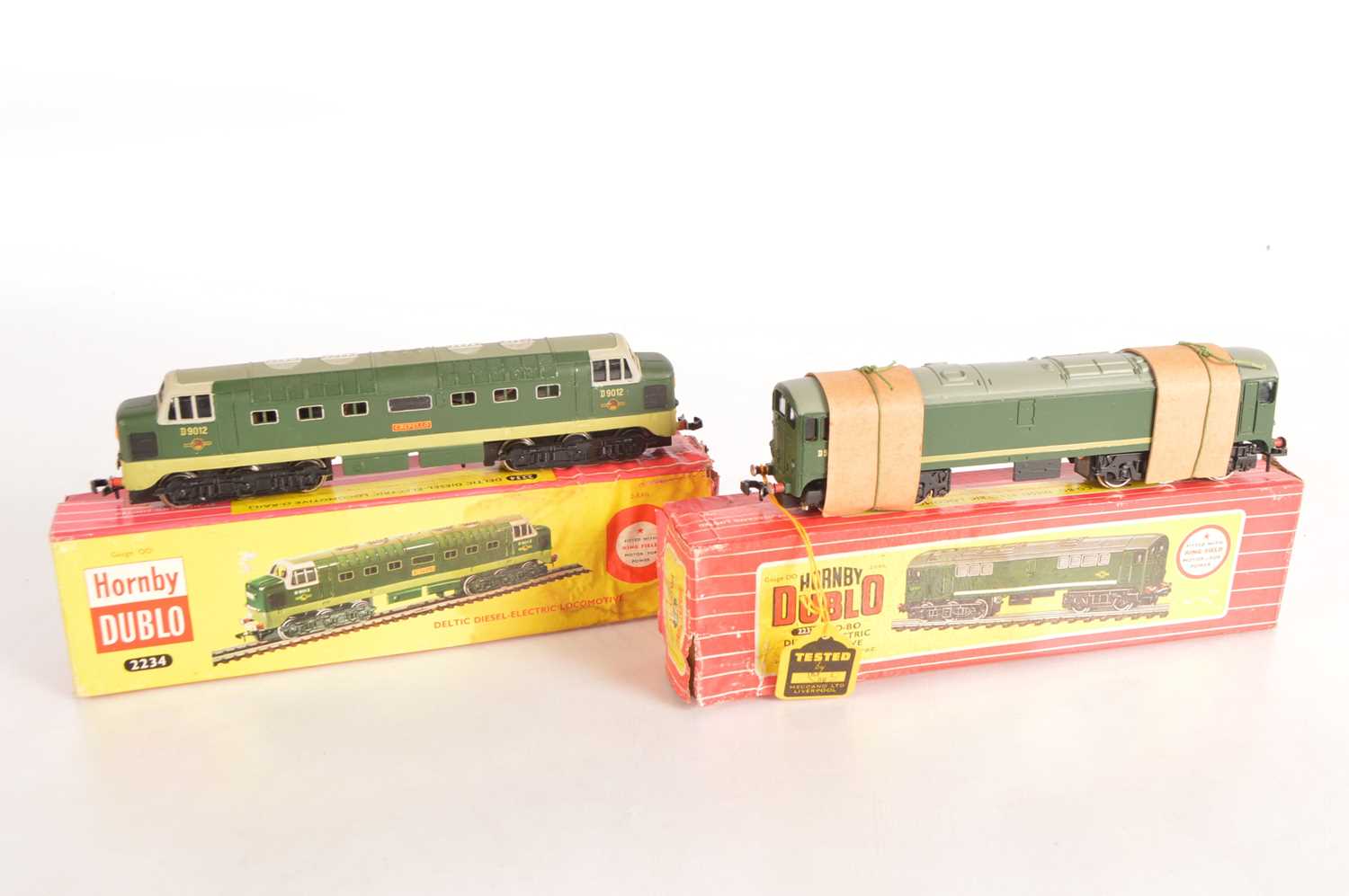 Lot 39 - Hornby-Dublo 00 Gauge boxed 2-Rail BR green Co-Co and Co-Bo Diesel Locomotives (2)