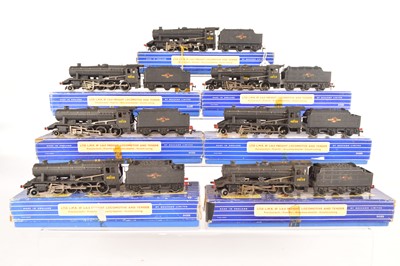 Lot 55 - Seven Hornby-Dublo 00 Gauge  3-Rail boxed LT25 LMR BR black Class 8F 2-8-0 48158 Locomotives and Tenders (7)