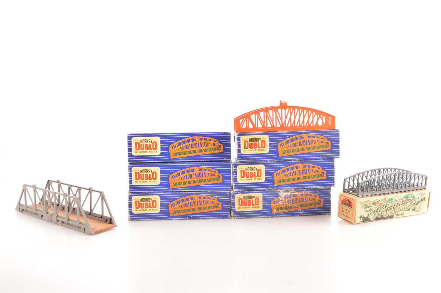 Lot 67 - Four Hornby-Dublo 00 Gauge 2-3-Rail D1 Girder Bridges and a Master Model and Tri-ang Girder Birdge (6 + two empty boxes)