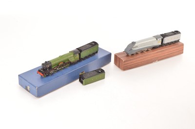 Lot 122 - Liliput Trix 00 Gauge 'Flying Scotsman' and Silver Link Locomotives and Tenders (2)
