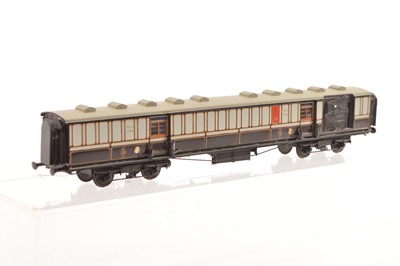 Lot 154 - A Scratchbuilt 00 Gauge WCJS 8 -wheel Mail Coach No 452