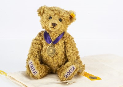 Lot 48 - A Steiff yellow tag for Danbury Mint Golden Jubilee Bear