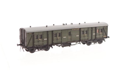 Lot 164 - A Lawrence Scale Models 00 Gauge   SR olive green 8-wheel Utility Van No 359