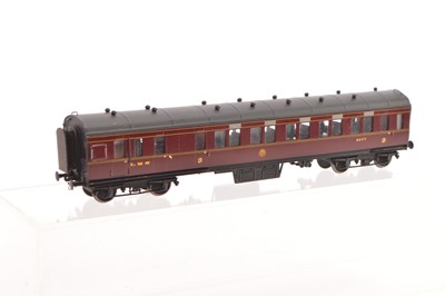 Lot 192 - A Lawrence Scale Models 00 Gauge LMS crimson lake 8-wheel Third/Brake Coach No 5347
