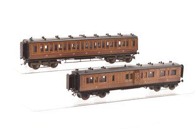 Lot 221 - Pair of Ratio 00 Gauge kitbuilt M&GN 50' Arc roof Coaches (2)