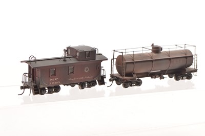 Lot 240 - Northwest Short Line Japan/Korea HO Gauge painted brass Caboose and Logging Tank Car (2)