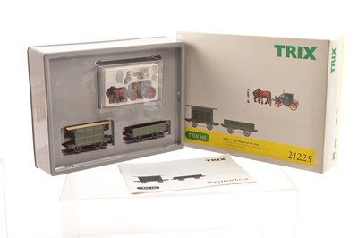 Lot 243 - Trix HO Gauge 21225 Wuttenburg Wagen-Set circa 1859