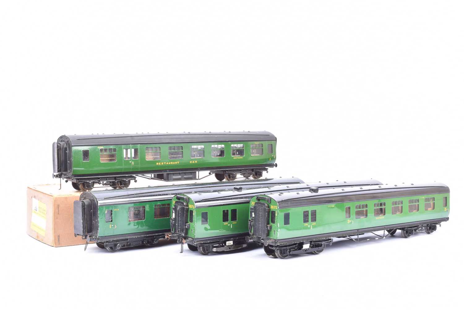 Lot 30 - Exley 0 Gauge SR green 4-Res EMU Set