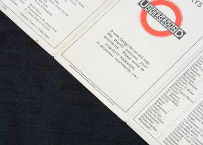 Lot 310 - 1933 H C Beck First Edition Pocket London Underground Map