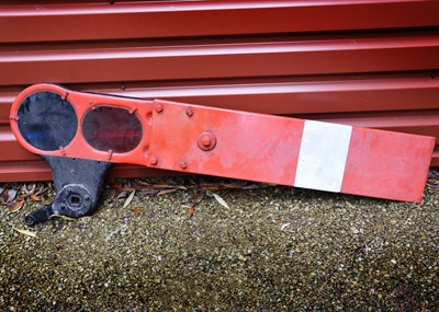 Lot 322 - Railway Signal Arm