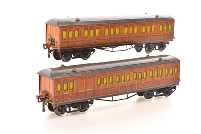 Lot 343 - Hornby 0 Gauge pair of Metropolitan coaches (2)