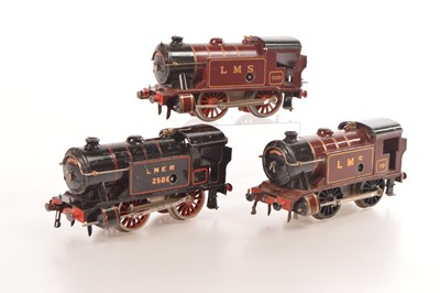 Lot 375 - Hornby 0 Gauge trio of No.1 Special Clockwork Tank Locomotives (3)