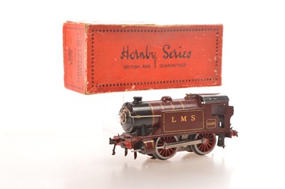 Lot 392 - Hornby 0 Gauge E120 0-4-0 Tank Locomotive LMS Maroon