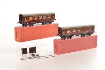 Lot 398 - Hornby 0 Gauge No.2 LMS Corridor & Brake Coaches (2)