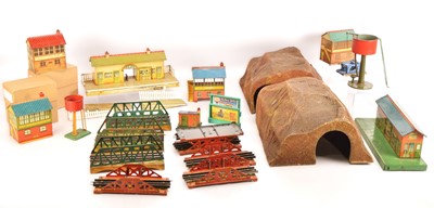 Lot 406 - Hornby 0 Gauge Mixed group of Pre and post war Railway accessories (23)