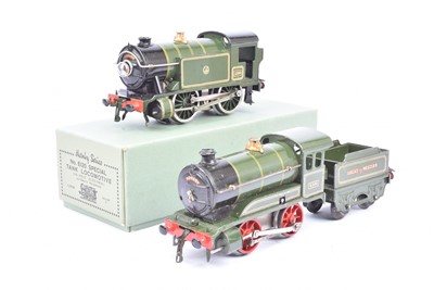 Lot 42 - Hornby 0 Gauge Electric and Clockwork GWR green 0-4-0 Tank and Tender Locomotives