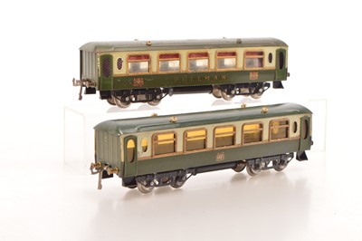Lot 437 - Hornby 0 Gauge No.2 Caledonian Railway Green Dining Saloon & Pullman Coaches (2)