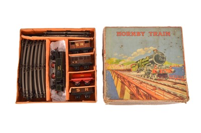 Lot 450 - Hornby 0 Gauge Early Clockwork Special SR Tank Goods set