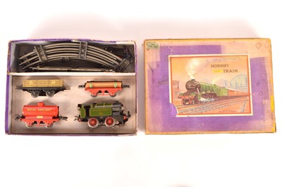 Lot 454 - Hornby 0 Gauge EM320 SR Goods set