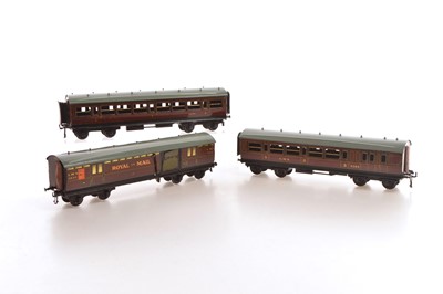 Lot 494 - Bassett Lowke 0 Gauge LMS  Passenger coaches (3)