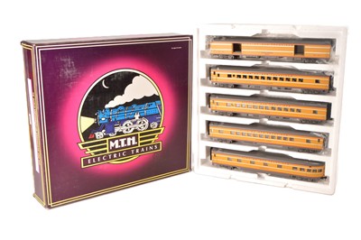 Lot 517 - MTH 0 Gauge City Of San Francisco 5 Car 70' ABS Streamlined Passenger Set 20-6566