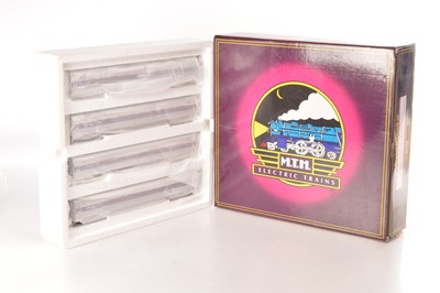 Lot 523 - MTH 0 Gauge Amtrak Northwest Corridor 4 Car Amfleet Passenger Set 20-6531 (4)