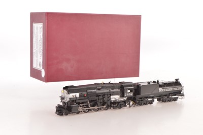 Lot 541 - River Raisin Models (Boo-Rim Precision - Korea) S Gauge 4-6-2 Loco & Tender Southern Pacific black class P-10