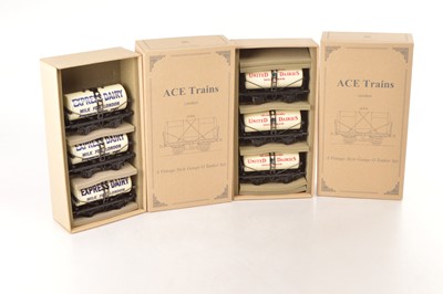 Lot 577 - Ace 0 Gauge modern issue Tankers Sets (2)