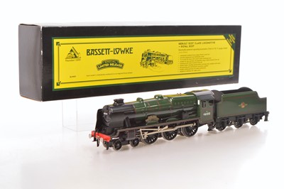 Lot 584 - Corgi Bassett Lowke 0 Gauge Ref: BL99011 BR Green Rebuilt Patriot No. 46100 4-6-0 "Royal Scot"