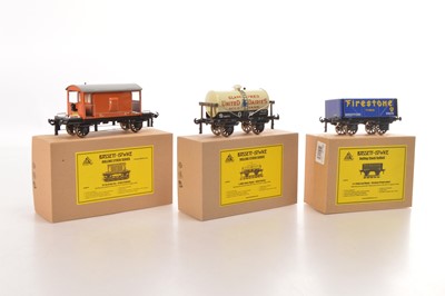 Lot 589 - Hornby Bassett Lowke 0 Gauge Modern Issue Rolling Stock (3)