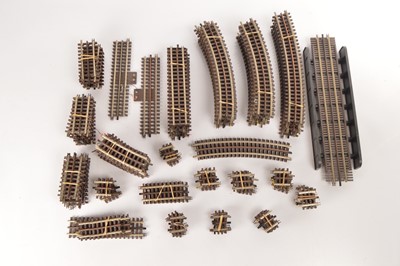 Lot 618 - Atlas 0 Gauge 3-Rail Electric Straights & Curves (qty)