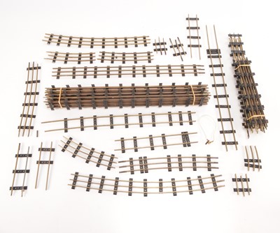 Lot 620 - Malden Rail 0 Gauge modern issue  3-rail nickle silver track (34)