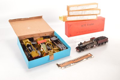 Lot 628 - Ace 0 Gauge modern issue Locomotive and various parts (27)