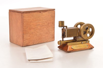 Lot 827 - A "Atmospheric" Hot Air engine constructed by Roy Kent of Stoke On Trent