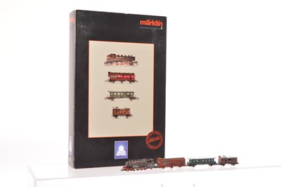 Lot 6 - Marklin Mini-Club Z Gauge Limited Edition Starlight Express Steam Branch Line Passenger Train Pack