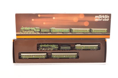 Lot 8 - Marklin Mini-Club Z Gauge Steam Passenger Train Pack