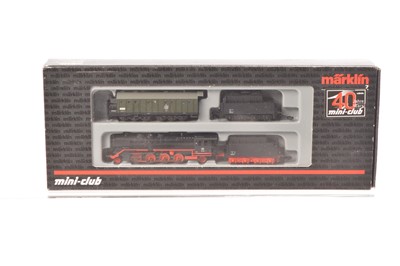 Lot 12 - Marklin Mini-Club Z Gauge 40th Anniversary  Steam Locomotive and Snow Blower Pack