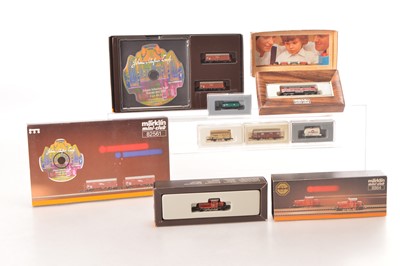 Lot 21 - Marklin Mini-Club Z Gauge German Diesel Locomotives  and Freight Cars (7)