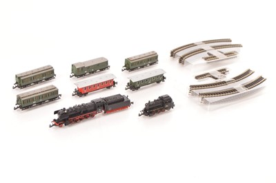 Lot 24 - Marklin Mini-Club Z Gauge German Steam Locomotives Coaches  and Track (10)