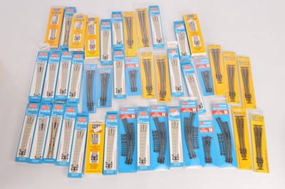 Lot 71 - Peco N Gauge Set Track/Streamline Turnouts (42)